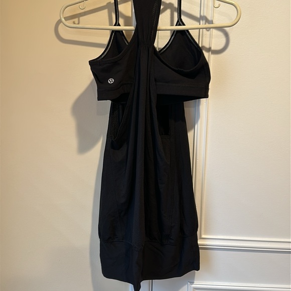 Lululemon Loose Tank with Built in Bra - Picture 7 of 8